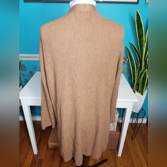 Old Navy Long Cardigan Camel - Picture 4 of 10